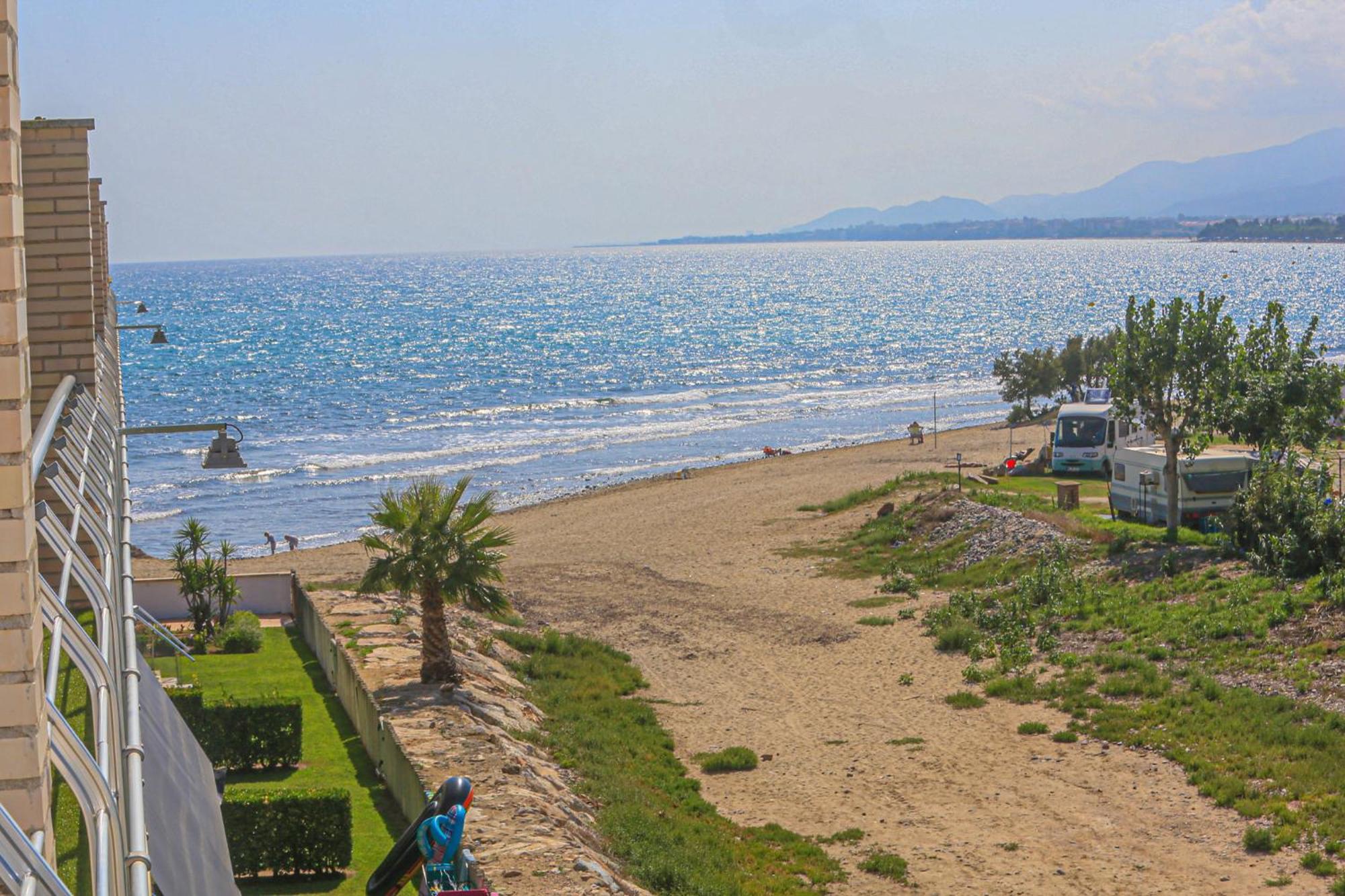 Apartamento Di Mare Litoral Costa Dorada Mont-Roig del Camp Exterior foto